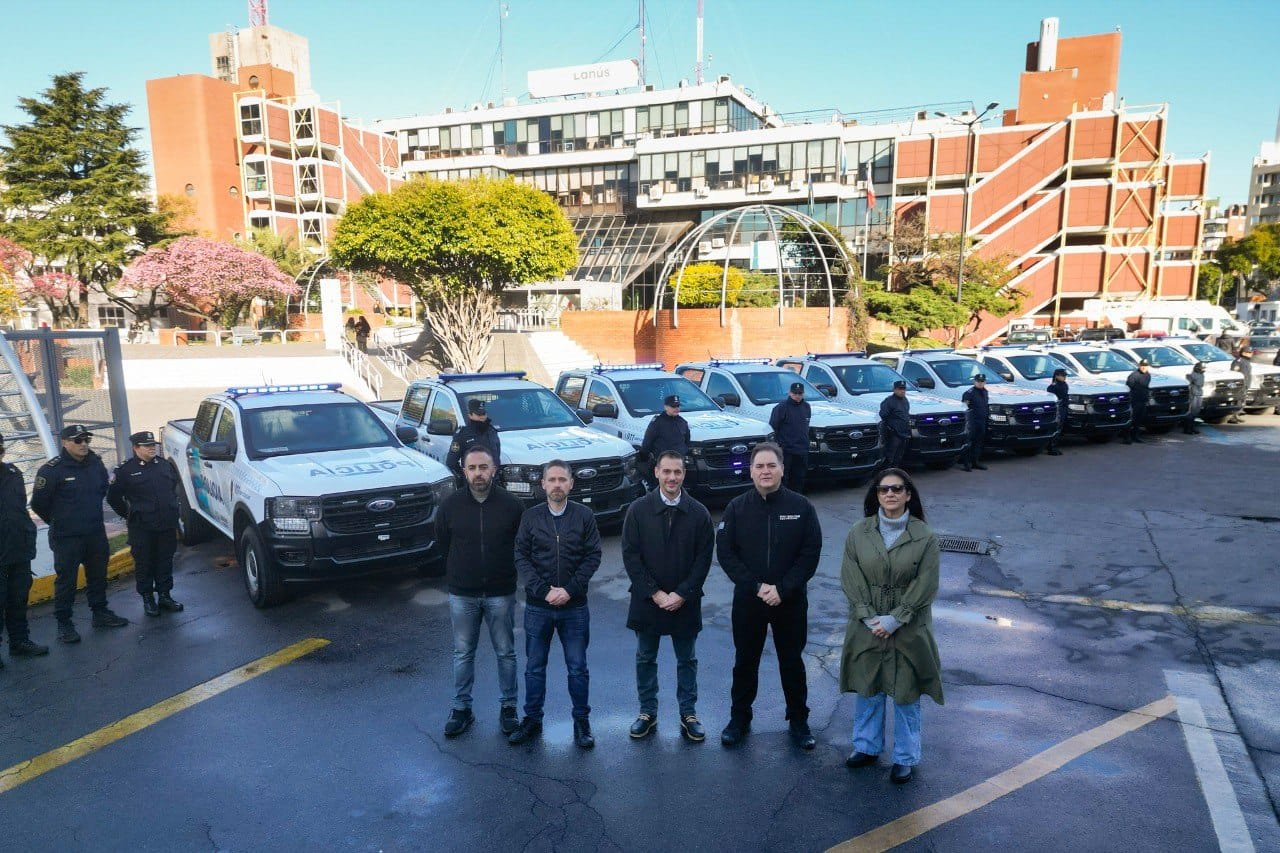 Lanús: denuncian que utilizan camionetas de seguridad para otros fines